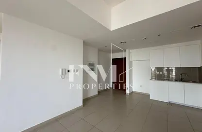 Apartment - 2 Bedrooms - 3 Bathrooms for rent in Zahra Apartments 2A - Zahra Apartments - Town Square - Dubai