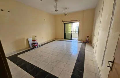 Whole Building - 3 Bedrooms - 4 Bathrooms for rent in Al Mahatta - Al Qasimia - Sharjah