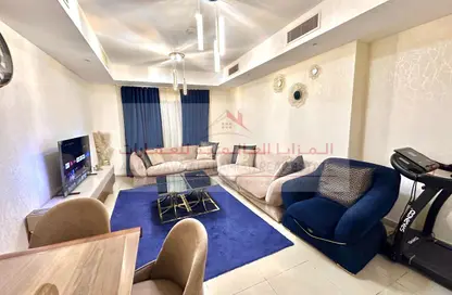 Apartment - 1 Bedroom - 2 Bathrooms for rent in Beach Tower 1 - Al Khan Lagoon - Al Khan - Sharjah