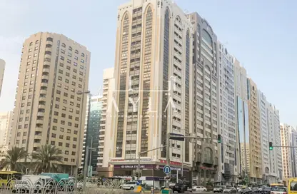 Apartment - 3 Bedrooms - 3 Bathrooms for rent in Emirates Tower - Hamdan Street - Abu Dhabi