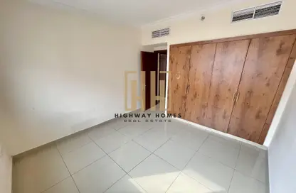 Apartment - 2 Bedrooms - 3 Bathrooms for rent in Muwailih Building - Muwaileh - Sharjah