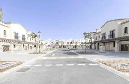 Townhouse - 2 Bedrooms - 3 Bathrooms for rent in Bloom Living - Zayed City (Khalifa City C) - Khalifa City - Abu Dhabi