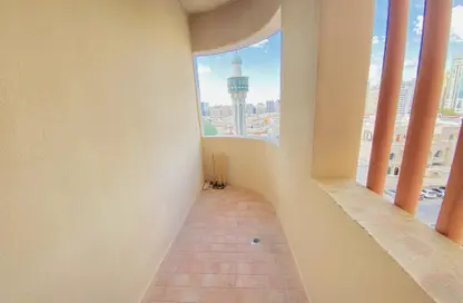 Apartment - 2 Bedrooms - 2 Bathrooms for rent in Al Falah Street - City Downtown - Abu Dhabi