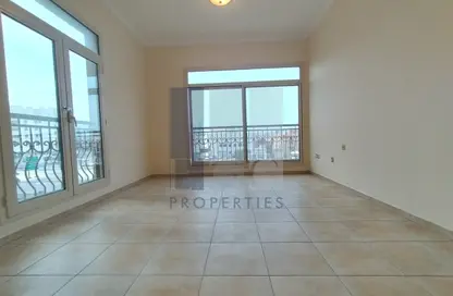 Apartment - 4 Bedrooms - 4 Bathrooms for rent in Al Nahyan - Abu Dhabi