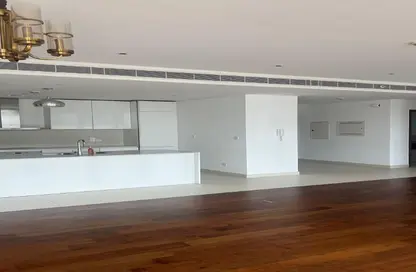 Apartment - 3 Bedrooms - 4 Bathrooms for rent in Building 10 - CityWalk Residential - City Walk - Dubai