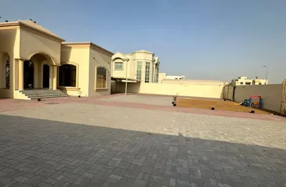 Villa - 4 Bedrooms - 6 Bathrooms for rent in Al Hamidiya 2 - Al Hamidiya - Ajman