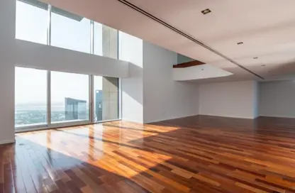 Duplex - 3 Bedrooms - 5 Bathrooms for rent in Maze Tower - Sheikh Zayed Road - Dubai