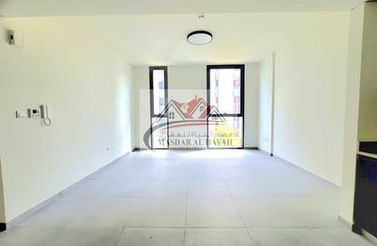 Apartment - 1 Bedroom - 2 Bathrooms for rent in The Link - East Village - Aljada - Sharjah