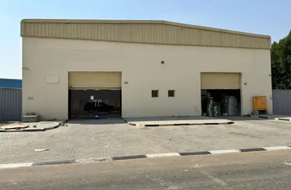 Warehouse - Studio for sale in Al Sajaa - Sharjah Warehouse - Studio for sale in Al Sajaa - Sharjah