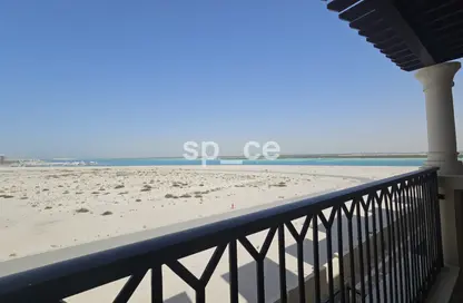 شقة - 2 غرف نوم - 3 حمامات للايجار في مساكن اللؤلؤة في السعديات - جزيرة السعديات - أبوظبي