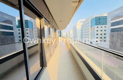 Apartment - 2 Bedrooms - 3 Bathrooms for rent in The Waves Residences - Mankhool - Bur Dubai - Dubai