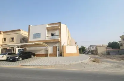 Villa - 5 Bedrooms - 7 Bathrooms for sale in Al Yasmeen 1 - Al Yasmeen - Ajman