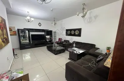 Apartment - 1 Bedroom - 2 Bathrooms for rent in Marina Pinnacle - Dubai Marina - Dubai
