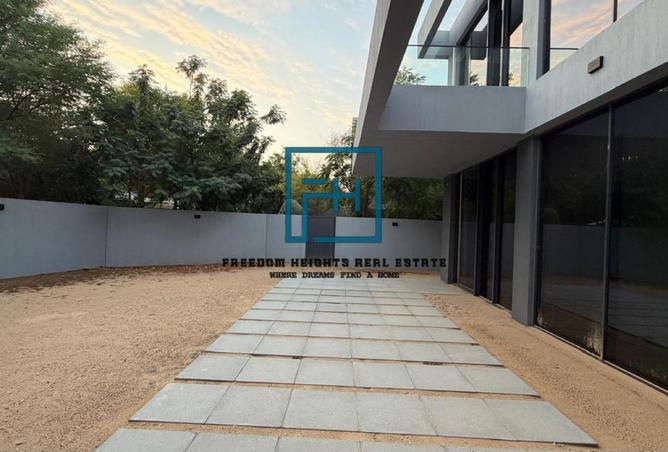 16012389 - Property Image 2