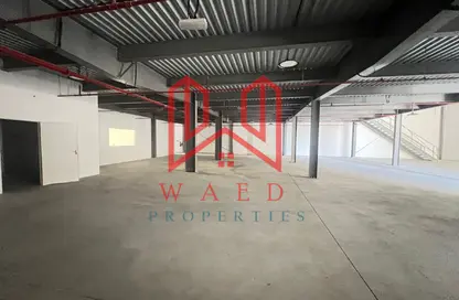 Warehouse - Studio - 1 Bathroom for rent in Al Khawaneej - Dubai