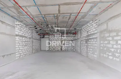 Retail - Studio for rent in Osha 1 - Corniche Deira - Deira - Dubai