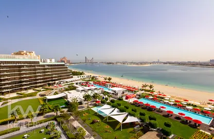 Penthouse - 3 Bedrooms - 4 Bathrooms for sale in The 8 - The Crescent - Palm Jumeirah - Dubai