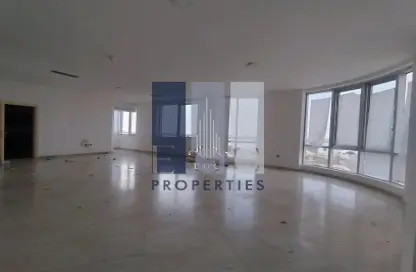 Apartment - 4 Bedrooms - 4 Bathrooms for rent in Garden View Tower - Khalifa Street - Abu Dhabi