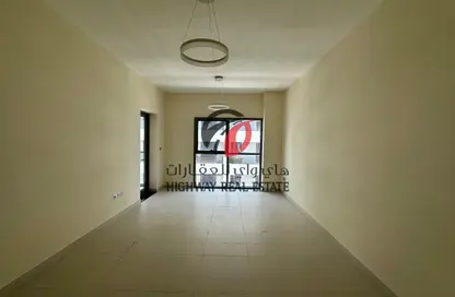 Apartment - 1 Bedroom - 2 Bathrooms for rent in Jumeirah Garden City - Al Satwa - Dubai