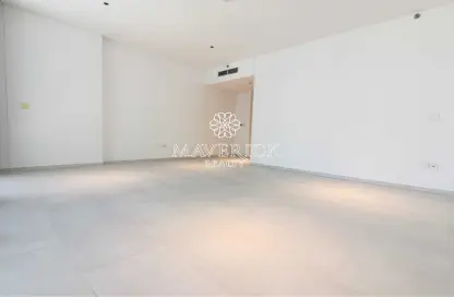 Empty Room image for: Apartment - 1 Bathroom for rent in Marquise Square Tower - Business Bay - Dubai, Image 1