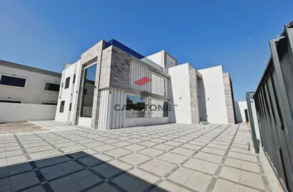 Villa - 7+ Bedrooms - 7+ Bathrooms for rent in Al Markhaniya - Al Ain