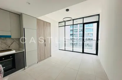 Apartment - Studio - 1 Bathroom for rent in Amal Tower - Dubai Sports City - Dubai