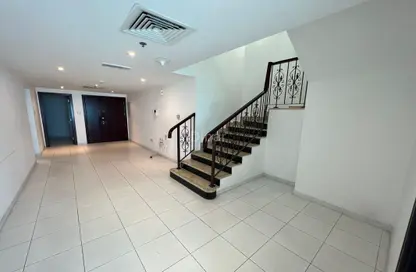 Duplex - 4 Bedrooms - 6 Bathrooms for rent in Bel Ghailam Tower - Corniche Road - Abu Dhabi