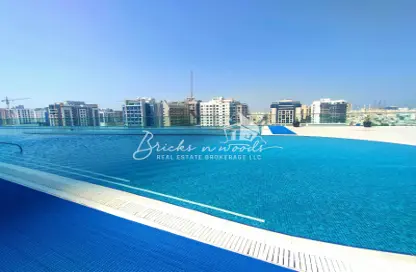 صورة لـ حوض سباحة شقة - 2 غرف نوم - 2 حمامات للايجار في برج بارك - شارع الشيخ زايد - دبي ، صورة رقم 1