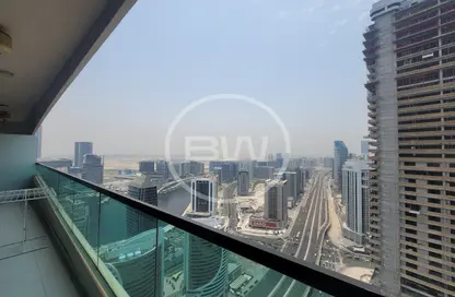 Apartment - 1 Bedroom - 2 Bathrooms for rent in Upper Crest - Downtown Dubai - Dubai