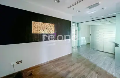 مكتب - استوديو - 1 حمام للايجار في فندق فيرمونت - شارع الشيخ زايد - دبي