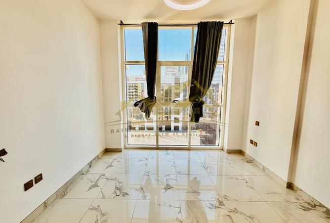 16013002 - Property Image 2