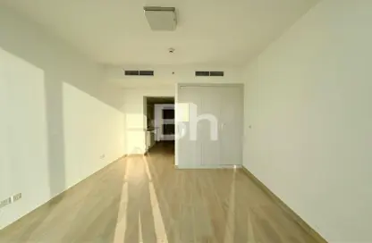 Apartment - Studio - 1 Bathroom for rent in Bloom Towers B - Bloom Towers - Jumeirah Village Circle - Dubai