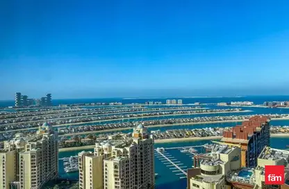 Apartment - Studio - 1 Bathroom for sale in The Palm Tower - Palm Jumeirah - Dubai