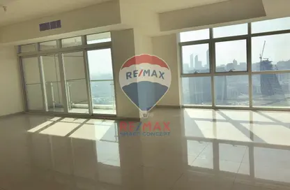 Apartment - 3 Bedrooms - 5 Bathrooms for sale in Tala Tower - Marina Square - Al Reem Island - Abu Dhabi