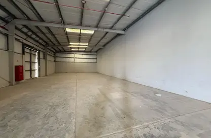 Warehouse - Studio - 1 Bathroom for rent in Al Sajaa Industrial - Al Sajaa - Sharjah