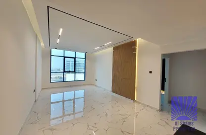 شقة - غرفة نوم - 2 حمامات للايجار في بناية الأمير - ارجان - دبي