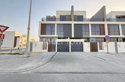 Villa - 5 Bedrooms - 6 Bathrooms for rent in Mohamed Bin Zayed City - Abu Dhabi