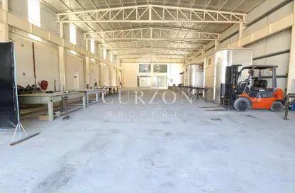 Warehouse - Studio for rent in Saih Shuaib 3 - Dubai Industrial City - Dubai