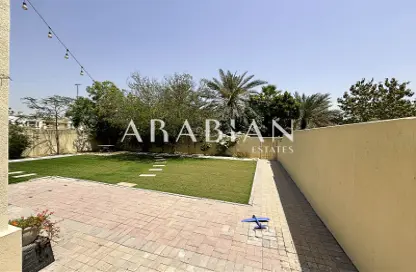 فيلا - 2 غرف نوم - 3 حمامات للايجار في الينابيع 7 - الينابيع - دبي