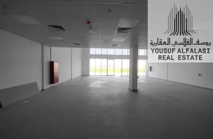 صالة عرض - استوديو - 2 حمامات للايجار في 18 المنطقة الصناعية رقم - المنطقة الصناعية بالشارقة - الشارقة