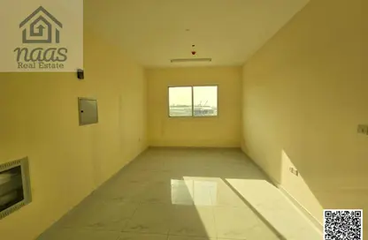 Apartment - 1 Bedroom - 2 Bathrooms for rent in Al Jurf Industrial 3 - Al Jurf Industrial - Ajman