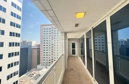 Apartment - 3 Bedrooms - 4 Bathrooms for rent in Corniche Road - Abu Dhabi