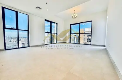 Apartment - 2 Bedrooms - 3 Bathrooms for rent in Jumeirah Garden City - Al Satwa - Dubai