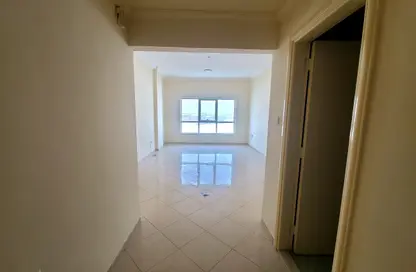 Apartment - 1 Bedroom - 2 Bathrooms for rent in Al Shamsi 2 - Muwaileh Commercial - Sharjah