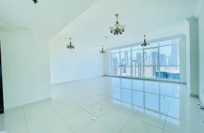 Apartment - 3 Bedrooms - 4 Bathrooms for rent in Majestic Tower - Al Abraj street - Business Bay - Dubai