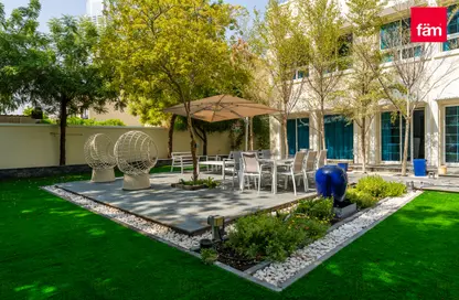 فيلا - 5 غرف نوم - 4 حمامات للبيع في 4C منطقة - مثلث قرية الجميرا - دبي