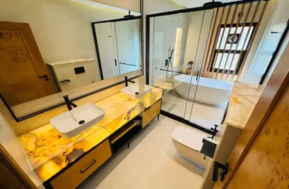 فيلا - 5 غرف نوم - 5 حمامات للايجار في فلل جميرا 3 - جميرا 3 - جميرا - دبي