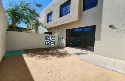 Townhouse - 3 Bedrooms - 4 Bathrooms for rent in Nasma Residence - Al Tai - Sharjah