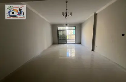 Apartment - 2 Bedrooms - 3 Bathrooms for rent in Asas Tower - Al Khan Lagoon - Al Khan - Sharjah