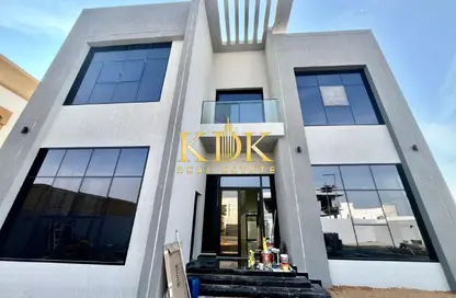 Villa - 4 Bedrooms - 6 Bathrooms for rent in Al Barsha South 2 - Al Barsha South - Al Barsha - Dubai